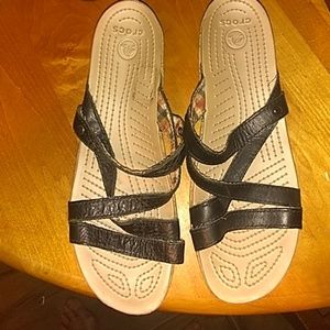 Womans crocs sandels